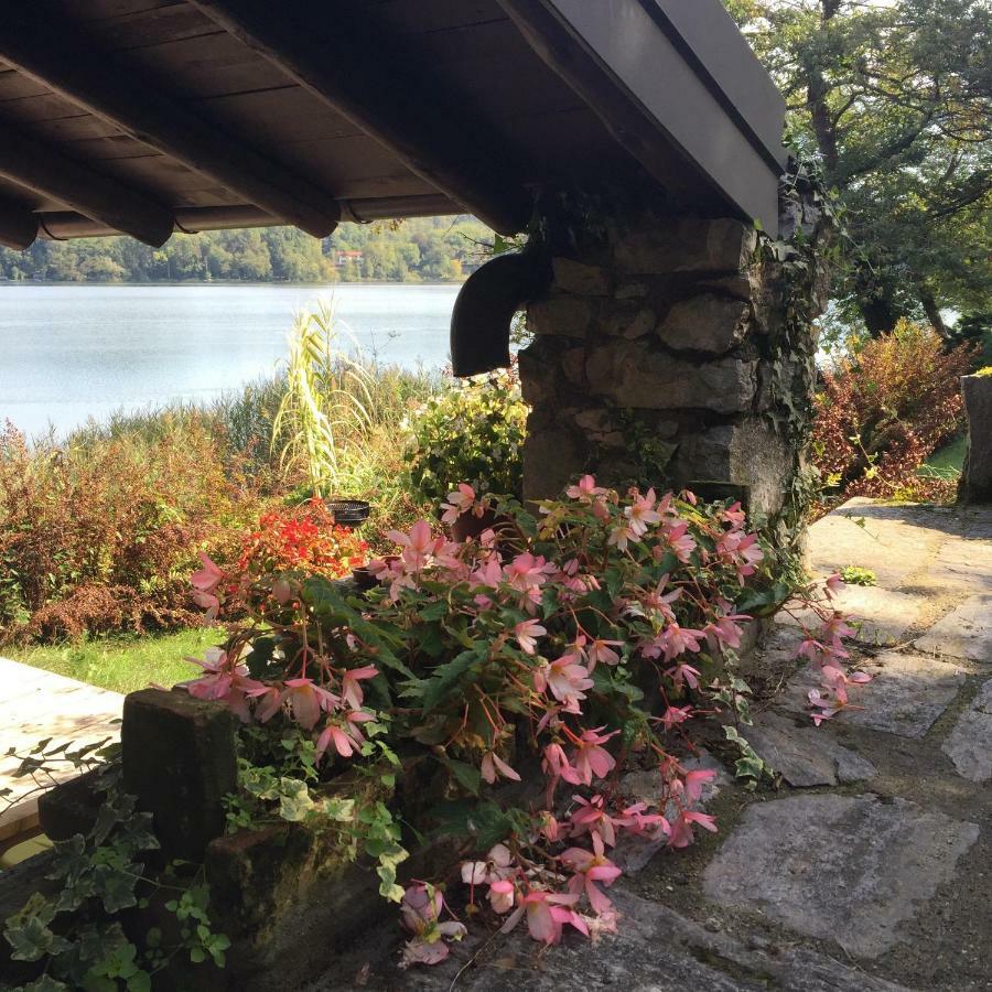 Brusisch 1638 Cottage Osmate エクステリア 写真